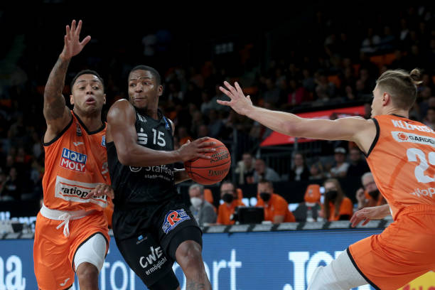 在足球领域 在足球领域