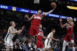 东契奇在球 东契奇在球